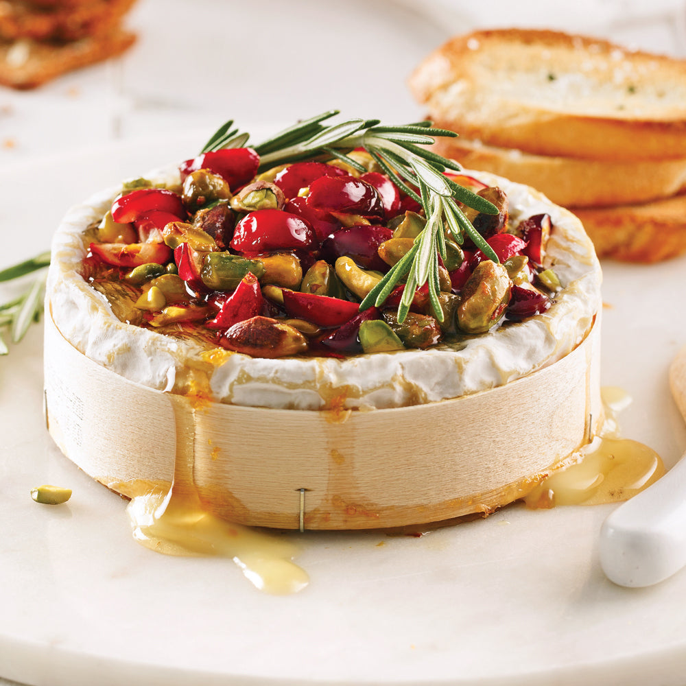 CAMEMBERT FONDANT AUX CANNEBERGES & PISTACHES