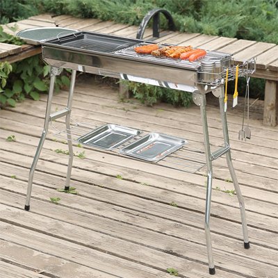 Barbecue-extérieur-avec-porte-ustensile 