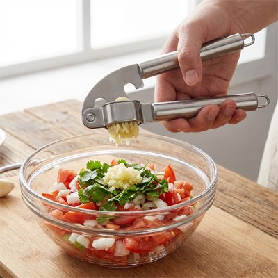 Presse-a-ail-salsa